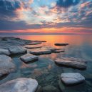 Romy van Beek - Solstara